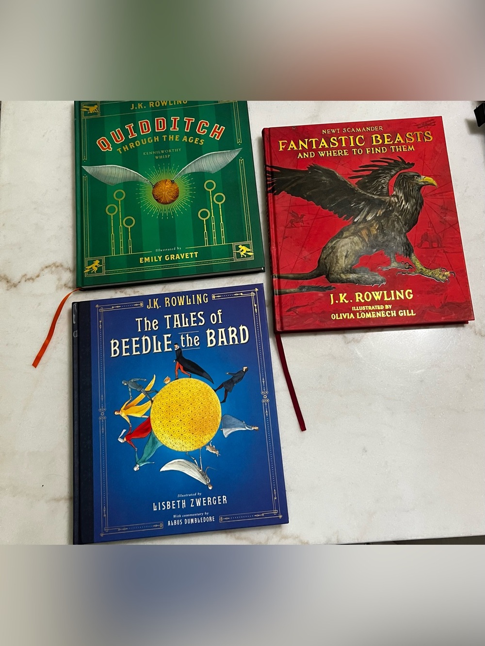 Hogwarts Library: The Illustrated Collection (Harry Potter) - Hard Cover Set - Picture 9 of 14